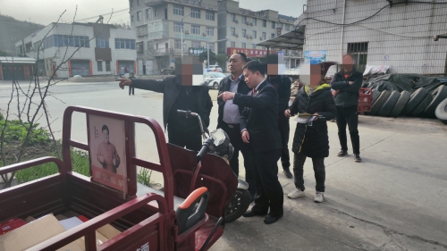 浪河法庭到现场进行查看 (2)_副本.jpg