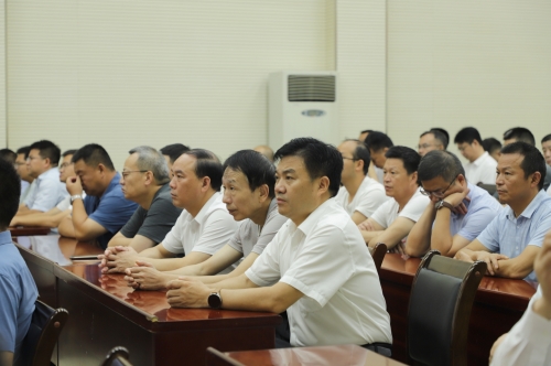 120余名党员干部旁听了庭审 (2)_副本.jpg 120余名党员干部旁听了庭审 (2)_副本.jpg