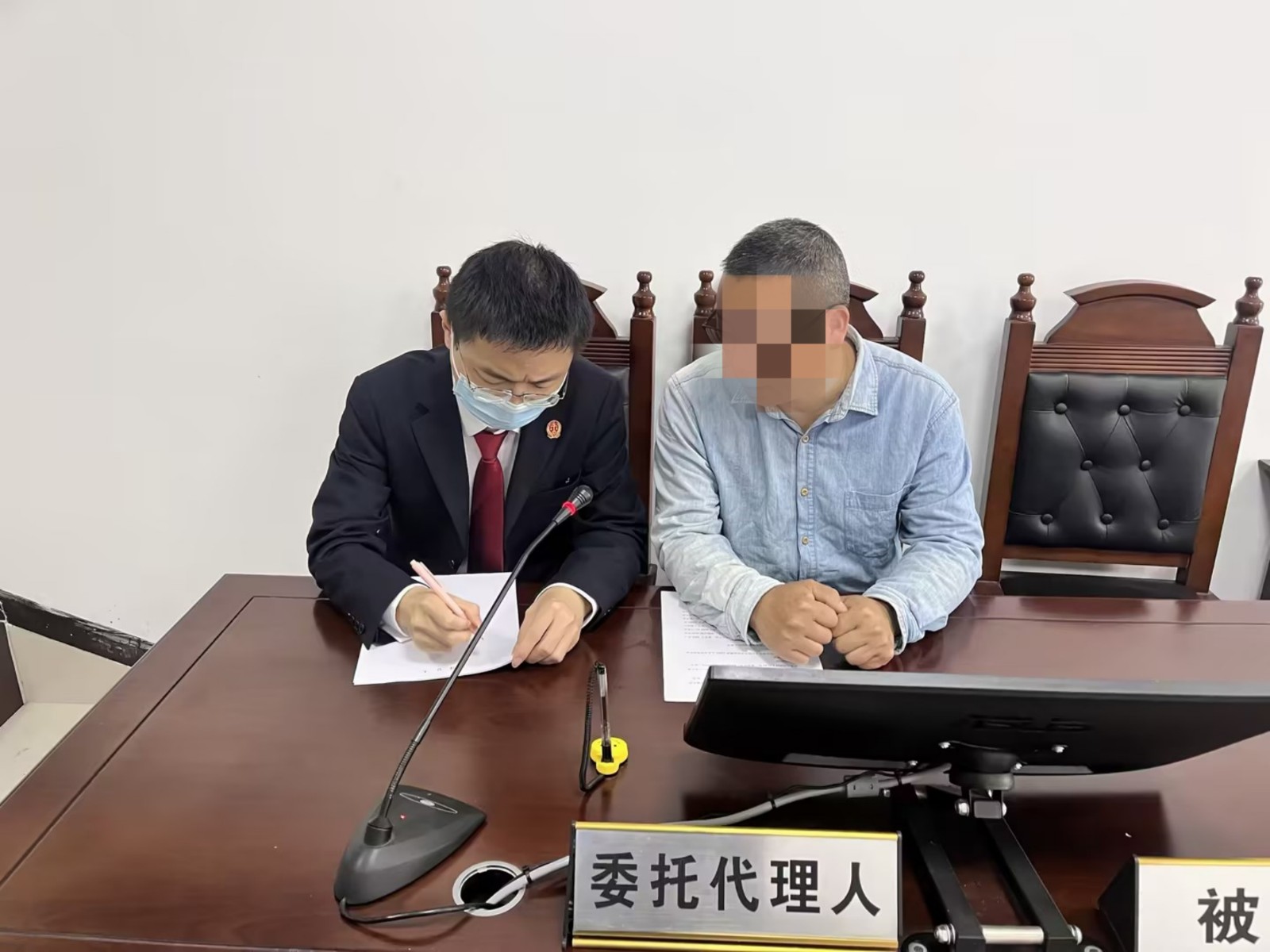 ca22b4c0815660e2eae8f9fd9f1497d9_副本.jpg ca22b4c0815660e2eae8f9fd9f1497d9_副本.jpg